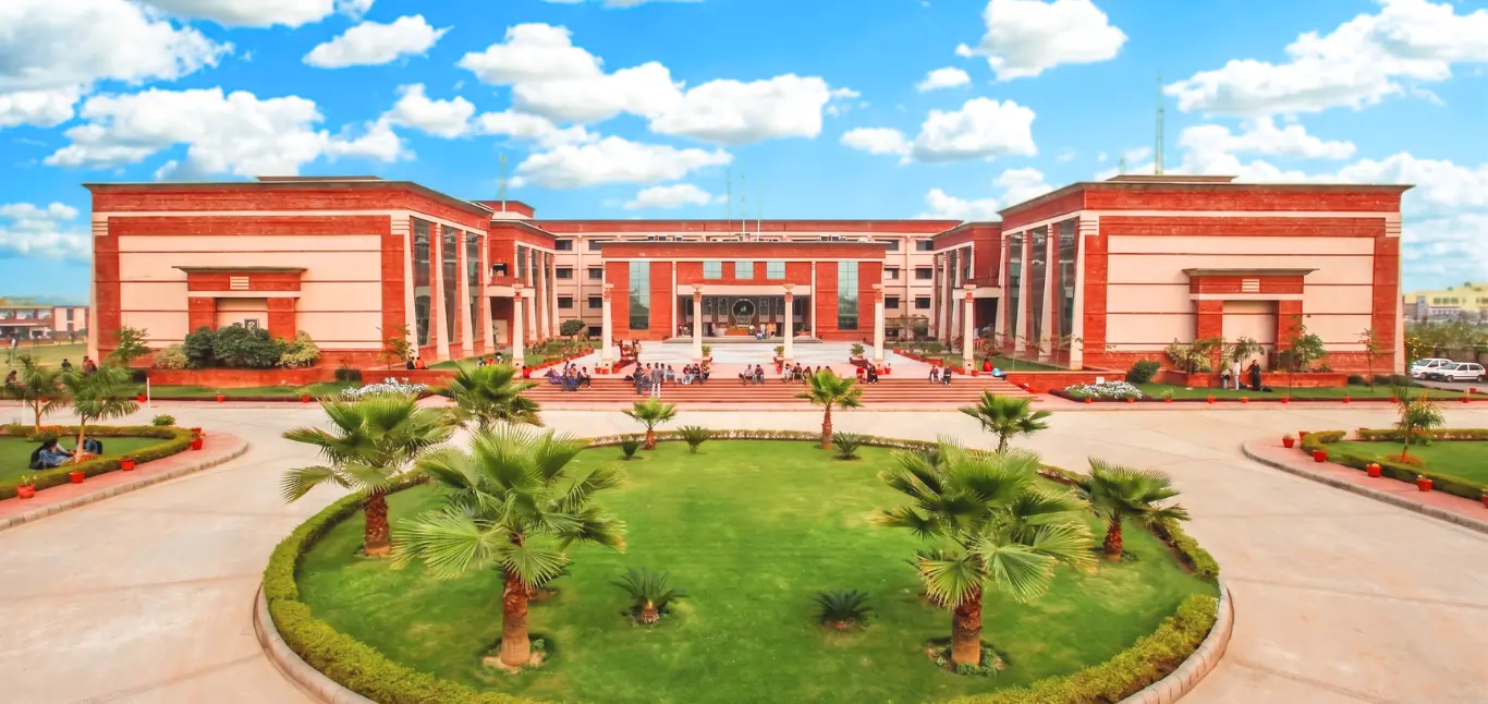 Echelon Institute campus slide 1